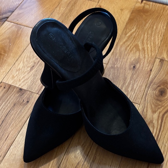Ardene Shoes - Ardene Black Pointed Slingback Heels